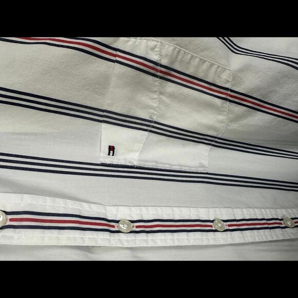 Tommy Hilfiger Mens Button Up Red White Blue Multi Striped SIZE M - Picture 4 of 6